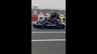 去天津武清V1汽车世界体验卡丁车的快乐