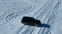 雪岭鹰谷 大众途昂 大疆御3c