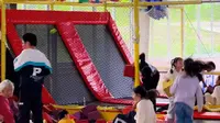 赏花、游玩、采摘一站式体验的宝藏地就在这！庐山西海花千谷景区联合庐山西海巾口幸福百果园给大家带来的优惠来咯！三斤鲜桃直接带回家！赏花海吃鲜果！假期就要这样过！