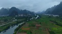 桂林阳朔遇龙河航拍
