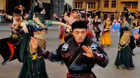 夜游4小时，穿越一万年，这里是漫葡看见贺兰沉浸式演艺小镇#塞上江南