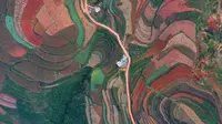 航拍云南昆明的东川红土地，网红摄影地，上帝打翻的调色盘，现实和网络照片有区别吗？