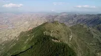 航拍陇南武都“五凤山”