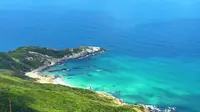海南岛东端在哪？琼东第一峰文昌铜鼓岭上鸟瞰海岸线，如此壮美
