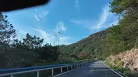 马目山跑山 |马目风车营地 |半山半海的跑山路线，从山下上山视角，去往马目风车营地的山路也是很不错的跑山线路哦！