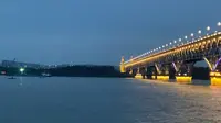 南京长江大桥玻璃栈道观景