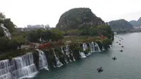柳州市蟠龙山人工瀑布航拍