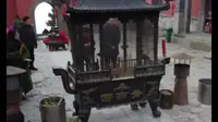 泰山为什么建有青帝宫？五岳应五方，应五帝。东曰青帝，而行春令，于阴中起阳，使万物生。何谓“阴中起阳”？泰山为魂之归所，东岳大帝主死生