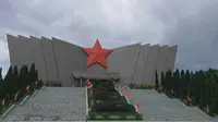 参观桂林全州《红军长征湘江战役纪念馆》
