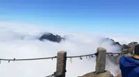 黄山天都峰顶