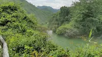 云南省广南县八宝镇三腊瀑布风光