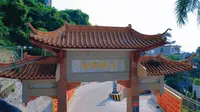 在肇庆西江边，有一座不起眼的古村，它有个好听的名字叫上清湾