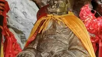 一路行一路拍：湖北武当山黄龙洞。