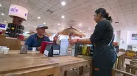环球自驾旅游达人游览芒市咖啡庄园，了解后谷咖啡产品