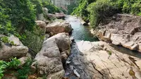 海南日月湾仙女潭