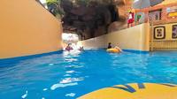 “晃吐了”！上海玛雅水公园首日体验懒人何