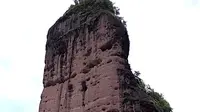 挺拔的金枪峰
