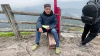 行走在刀刃上的亡命徒，龙头香职业烧香人，请他们烧香要多少钱？