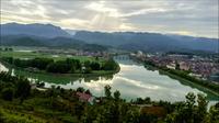 湖北三峡宜昌远安洋坪镇回龙湾（荆楚第一湾）  导航：回龙湾景区（宜昌旅游年卡可用）
