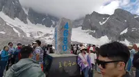 六月的玉龙雪山