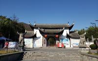 游览合肥市巢湖市北郊的紫微洞风景区