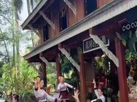 云南西双版纳傣族园景区泼水狂欢2026年4月合集