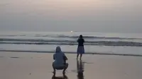 浙江舟山东沙沙滩看日出