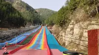 济南黄金谷景区  七彩滑道体验