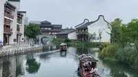 来长沙十几天，今天来洋湖国家湿地公园，逛逛江南洋湖水街