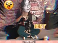 天津欢乐谷NPC要饭拉二胡