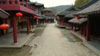 无锡唐城昔与今，三十年恍如隔世