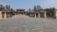 2023年11月去重庆大足石刻博物馆，博物馆周围转了转，发现了几个不同的石刻。