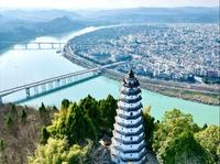 中国四大古城之一四川阆中古城 白塔公园观景台 向您展示绝美的自然风光。