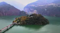 航拍长江三峡白帝城、瞿塘关夔门，壮观