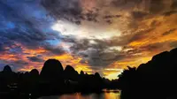 阳朔工农桥日落