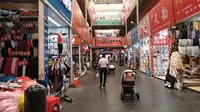 中国最大轻纺城：绍兴柯桥。萧山小伙，前往批发，价格低到眼瞎！