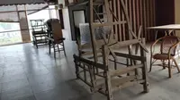 参观盱眙县黄花塘新四军军部纪念馆，看看三楼收藏的真实的纺车