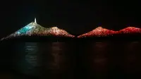 坐标湖北宜昌滨江公园，当山被点亮的瞬间，所有的人都停下了脚步