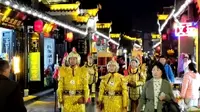 安康市石泉县老街县令出巡