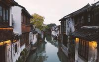 江南水乡古镇——周庄，浏览周庄古镇的美景，探秘传说中的周庄十二坊