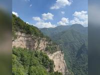 山西省晋中市绵山⛰️值得一去。