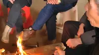 李卓然故居前坪水塘承包会议！