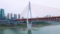 4K航拍重庆千厮门嘉陵江大桥