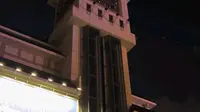 扬州文昌阁钟楼晚上七点报时
