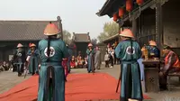 平遥古城县衙升堂表演：巧断盗礼案