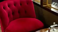 老外滩Ruby瑰宝酒店宁波老外滩核心区，出门就是风景，带娃逛吃逛喝、欣赏三江口夜景都超级方便• 双层家庭套房空间非常大• 酒店的复古老钱风设计很有格调。