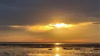 为了这场日出，我们早上4点就来到了海边｜大丰日出海湾看日出