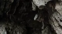 张家界大峡谷 土匪洞