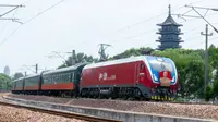 0Y703次通过嘉兴壕股塔院机位