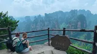 第一视角体验张家界空中走廊